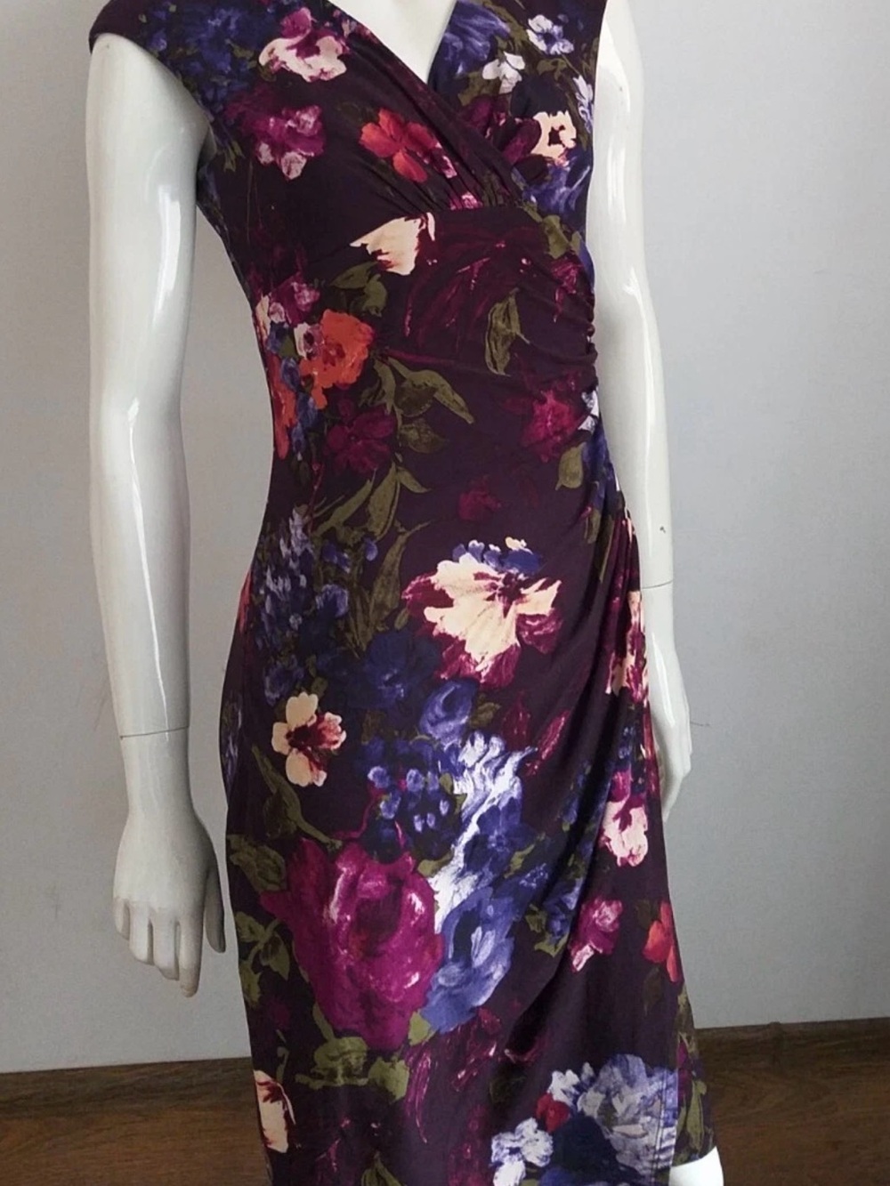 Lauren Ralph Lauren Women's 12 Purple Floral Wrap V-Neck Sleeveless Ruched Dress